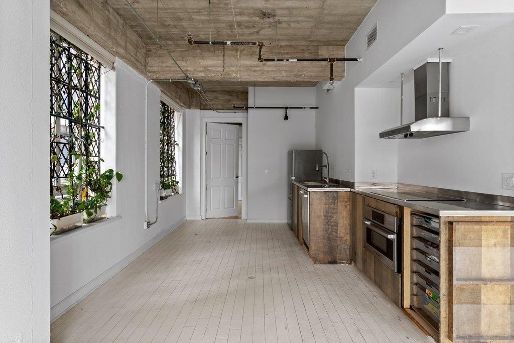 710 Colorado St - Photo 11