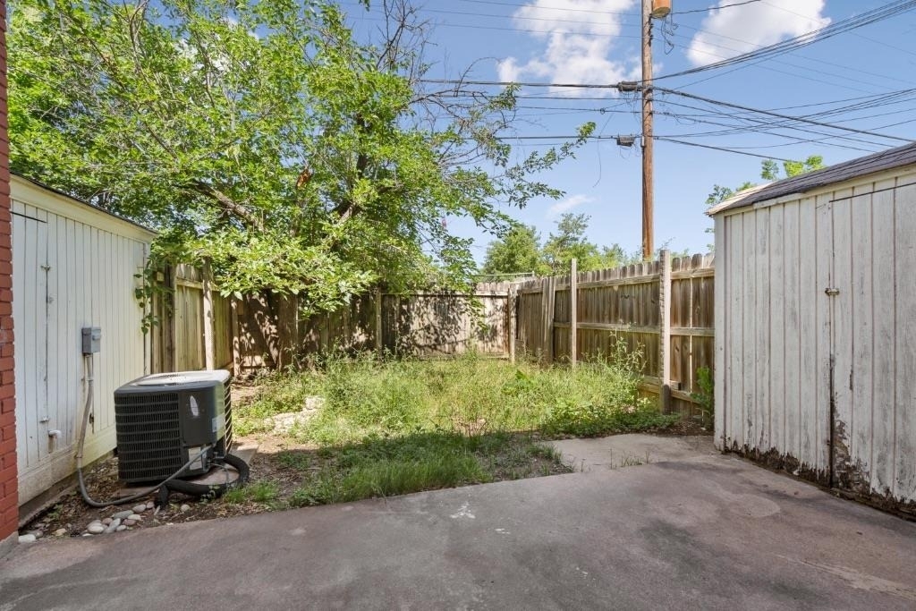 5800 Belmoor Dr - Photo 14