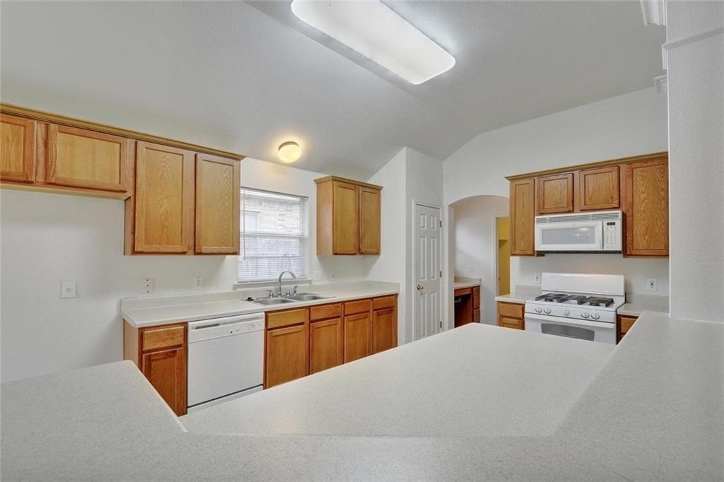 2624 Century Park Blvd - Photo 10
