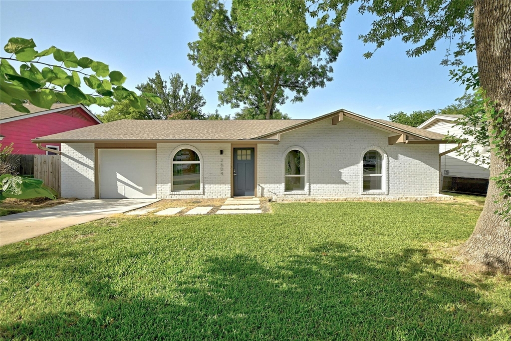 2604 Berkett Dr - Photo 0