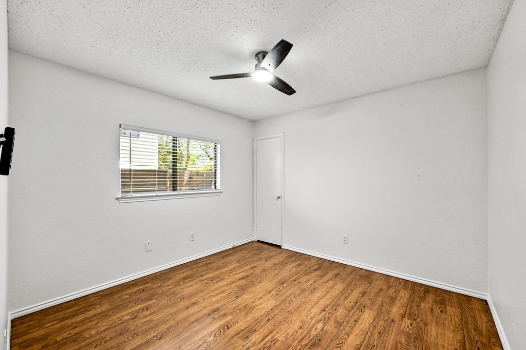 7403 Dallas Dr - Photo 21