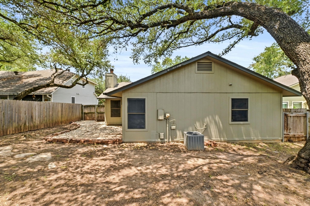 7403 Dallas Dr - Photo 26