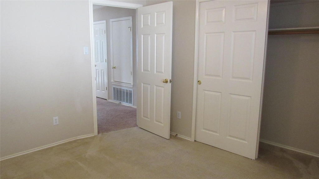 11224 Crazy Well Dr - Photo 7