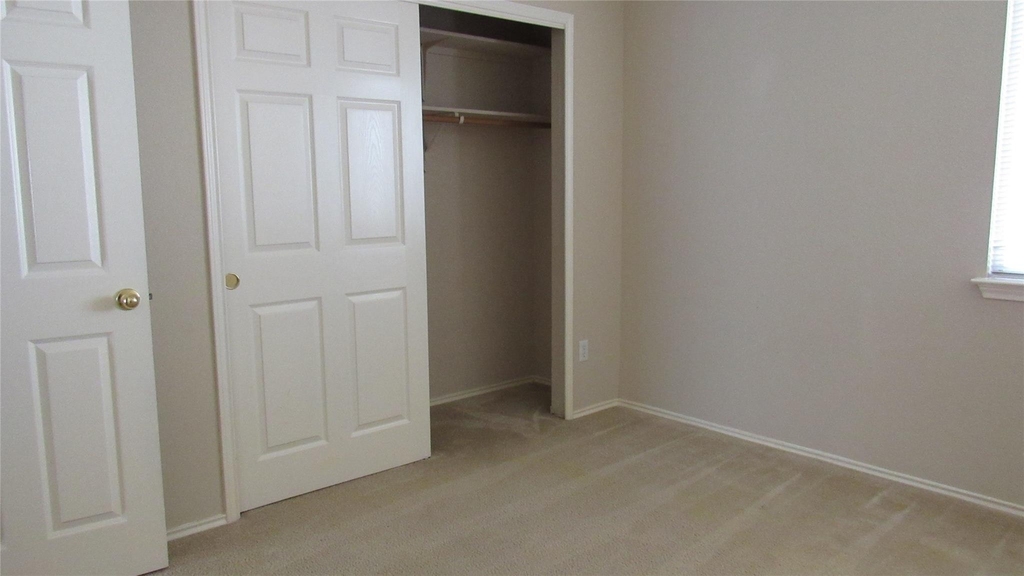 11224 Crazy Well Dr - Photo 8