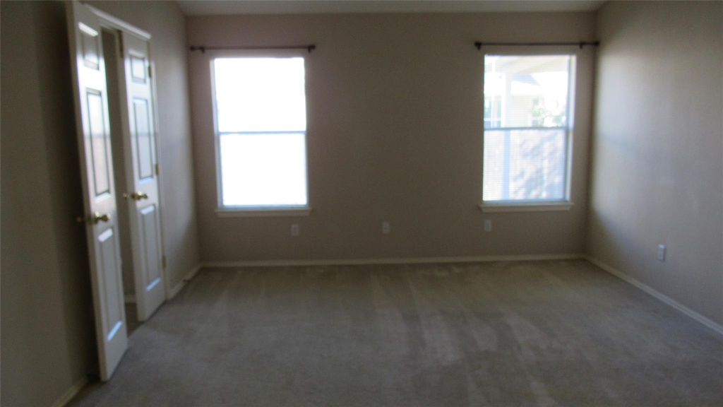 11224 Crazy Well Dr - Photo 10