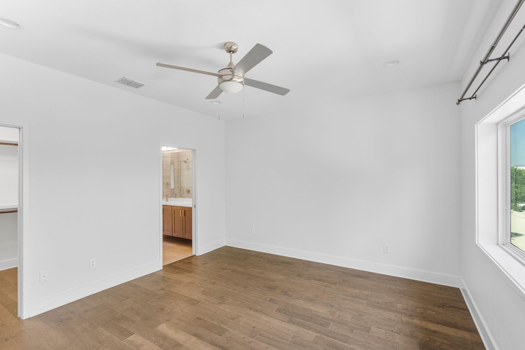2101 Montopolis Dr - Photo 24
