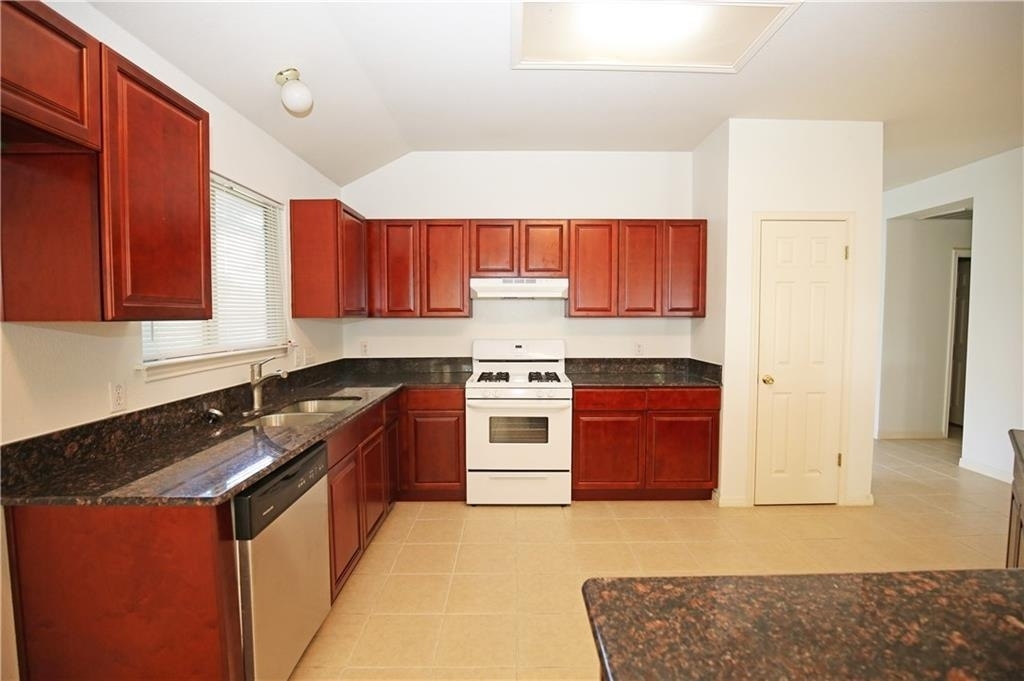 309 Country Aire Dr - Photo 10