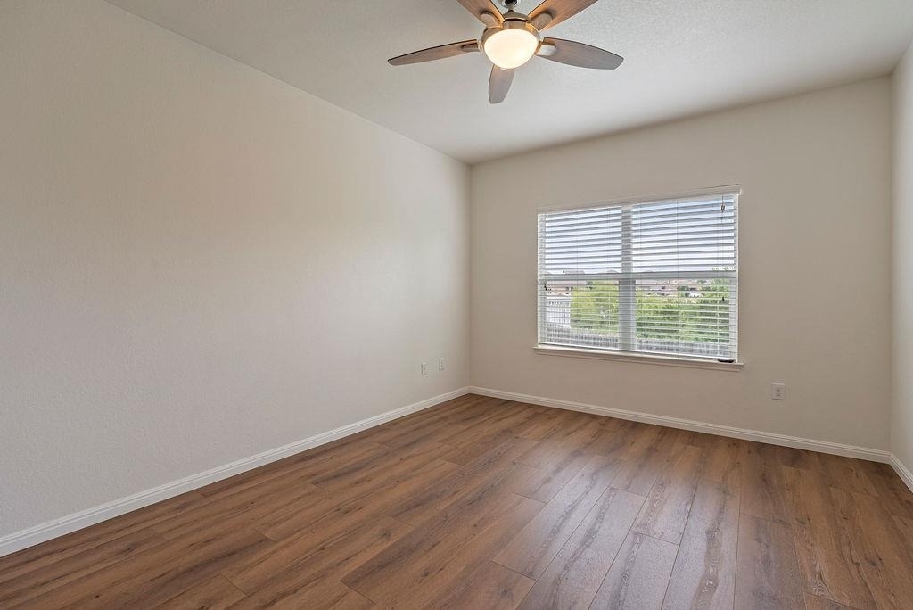 3304 Ortman Dr - Photo 6