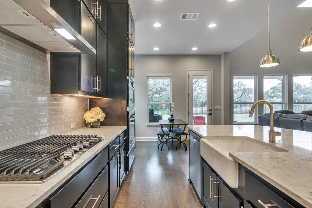 7100 Trissino Dr - Photo 21