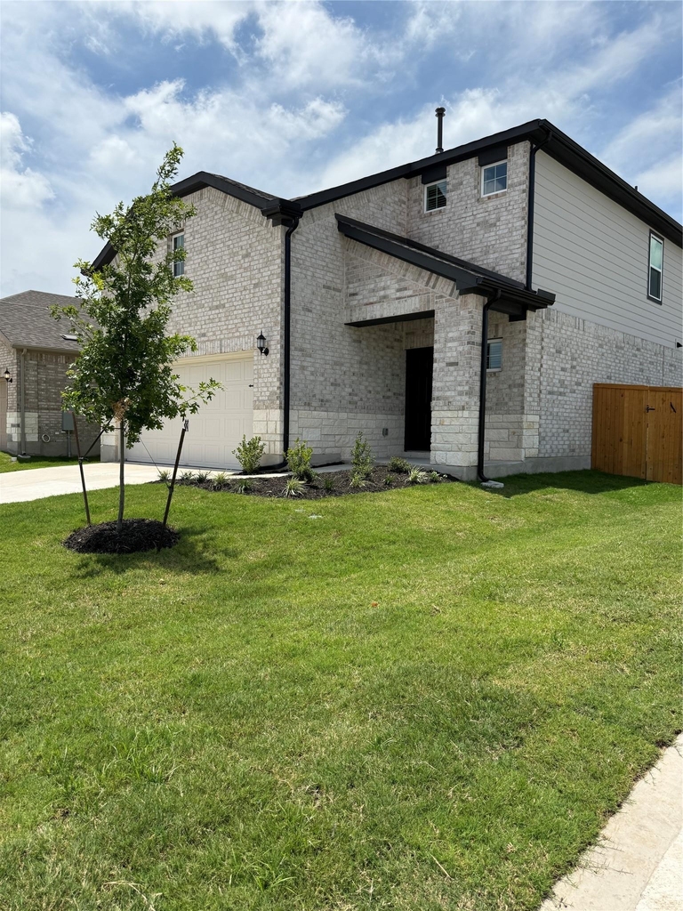 593 Tailwind Dr - Photo 2