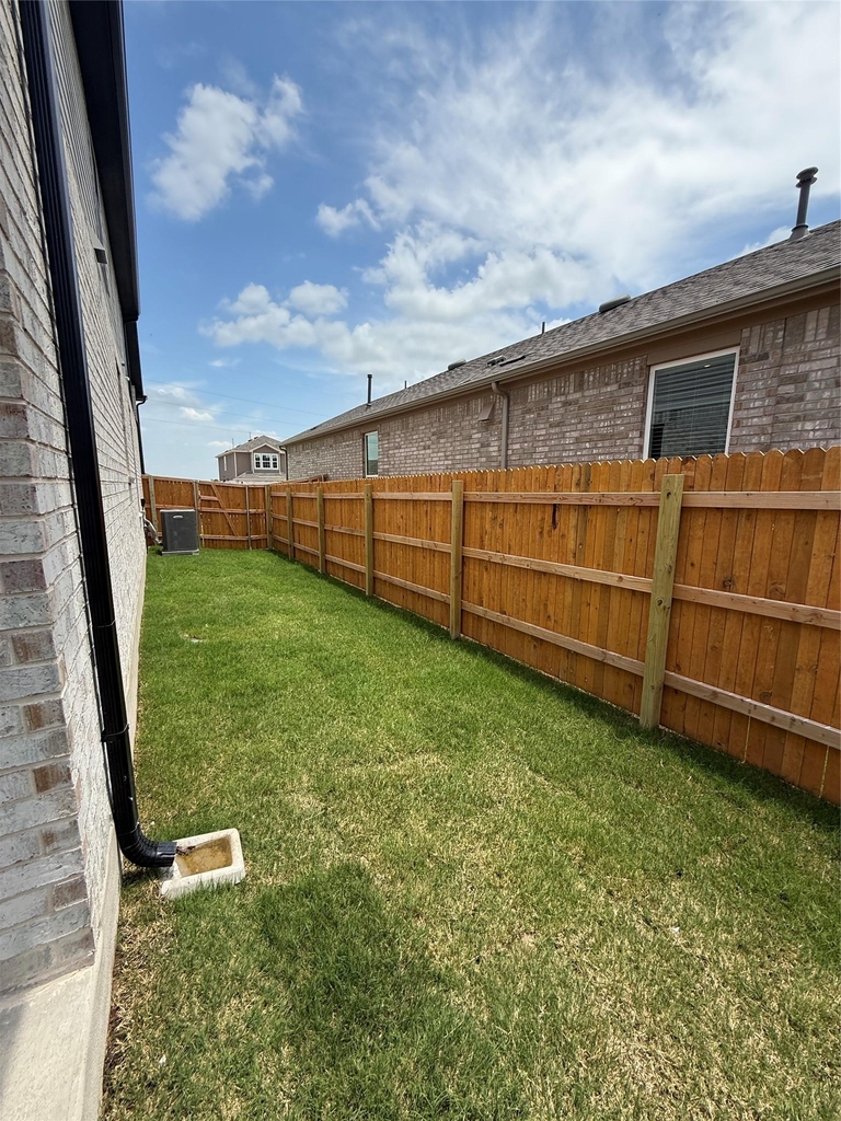 593 Tailwind Dr - Photo 37