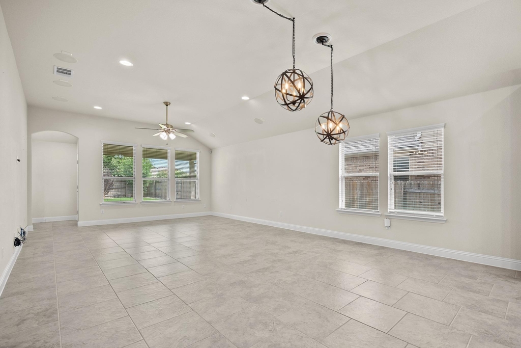 3508 De Torres Cir - Photo 10