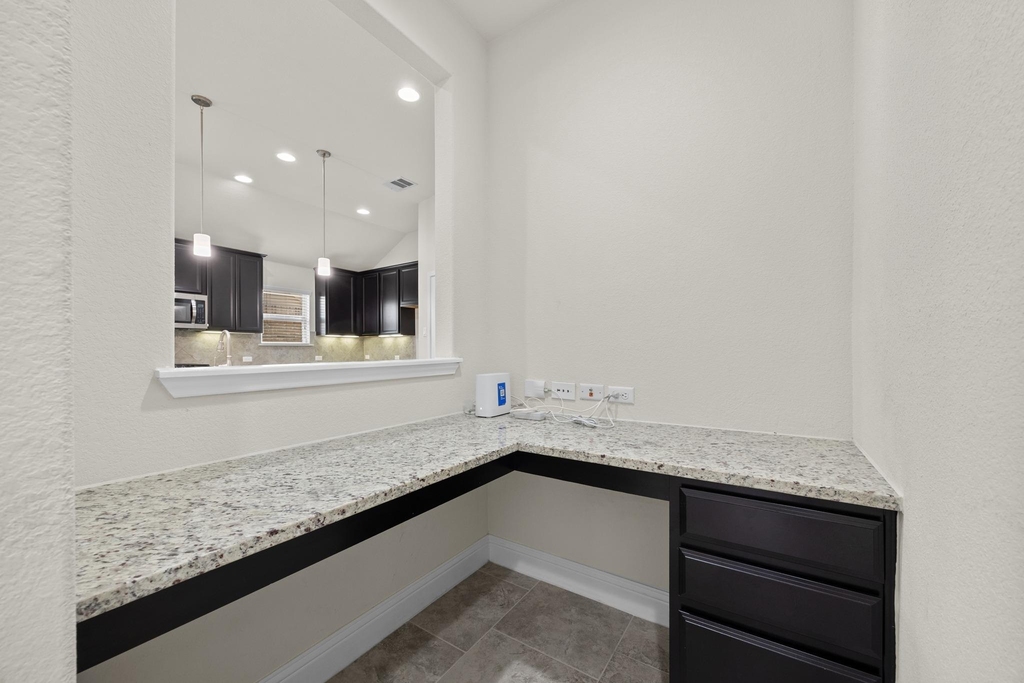 3508 De Torres Cir - Photo 20