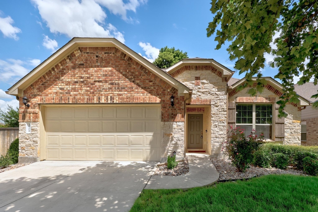3508 De Torres Cir - Photo 0