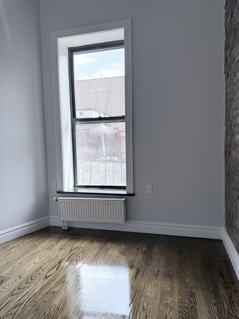 East 13th Street - Photo 15