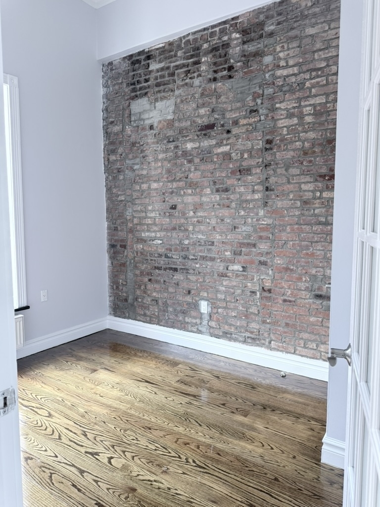 East 13th Street - Photo 13