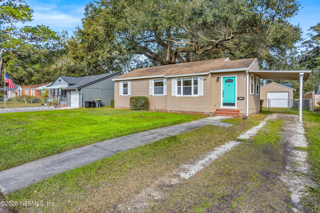 3339 Sylvia Street - Photo 2