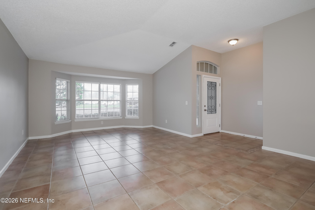 936 Lake Sanford Court - Photo 3
