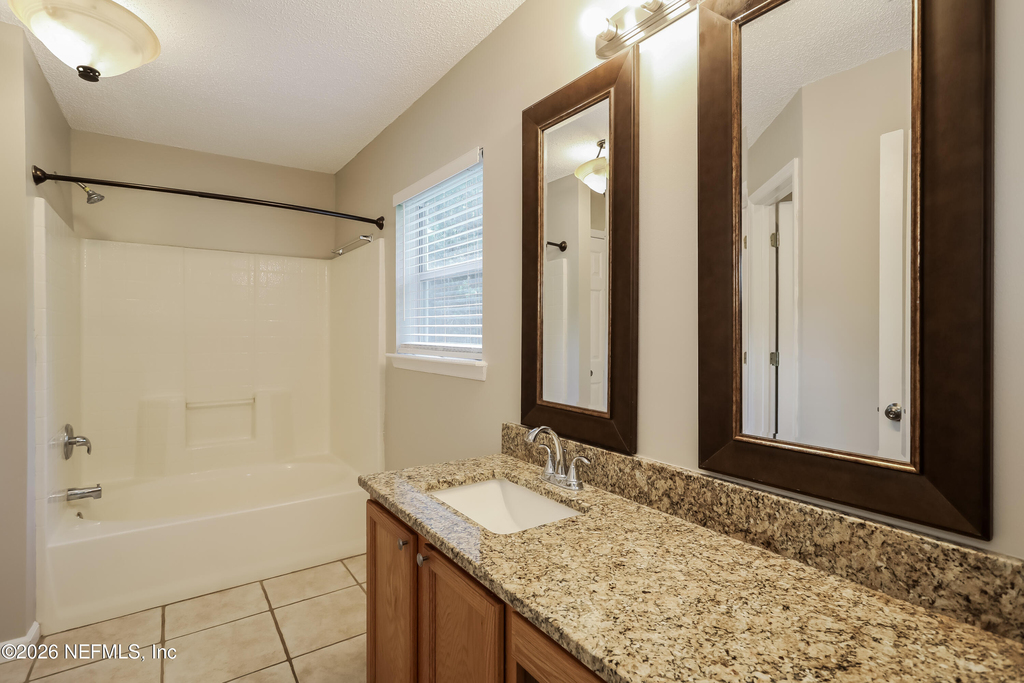 936 Lake Sanford Court - Photo 10