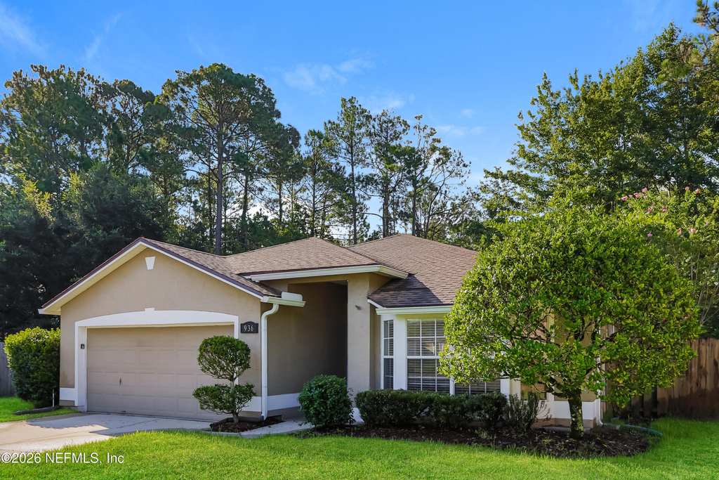 936 Lake Sanford Court - Photo 2