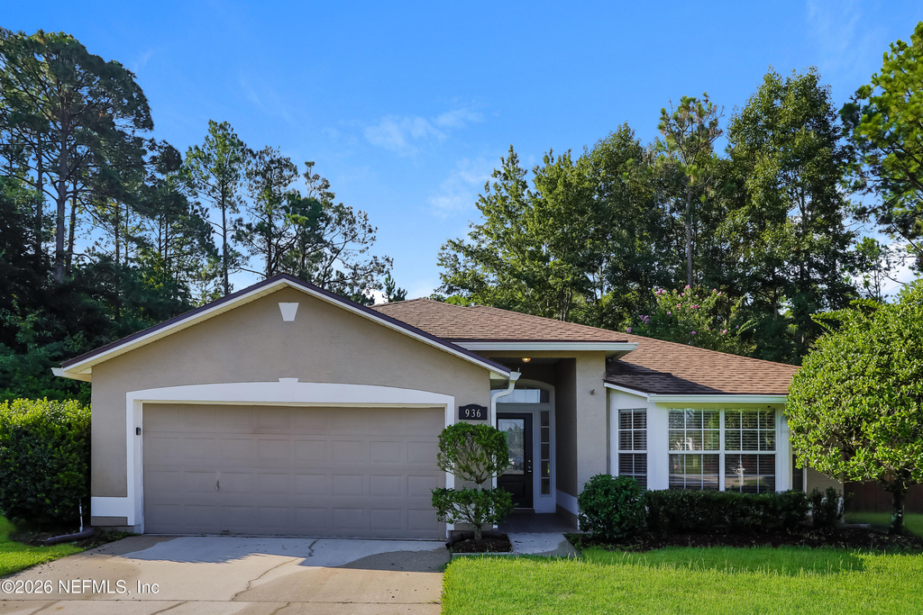 936 Lake Sanford Court - Photo 0