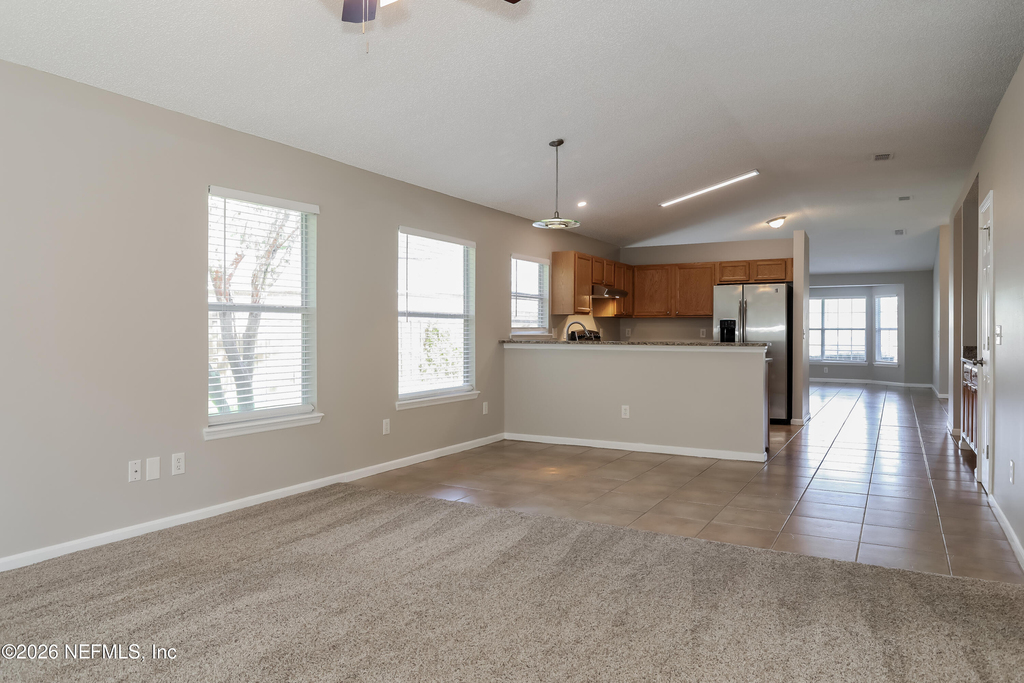 936 Lake Sanford Court - Photo 4