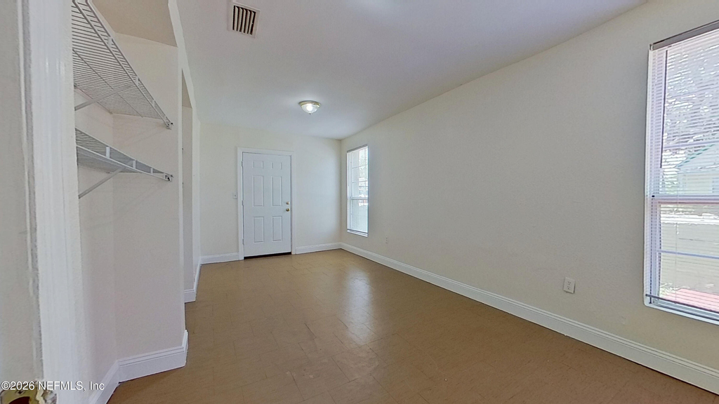 1049 Pippin Street - Photo 9