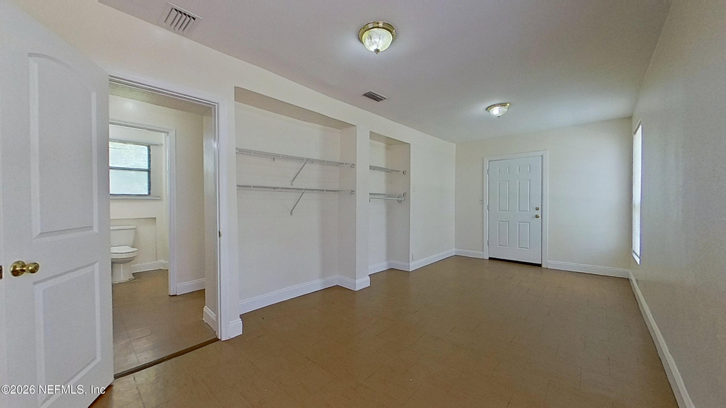 1049 Pippin Street - Photo 8
