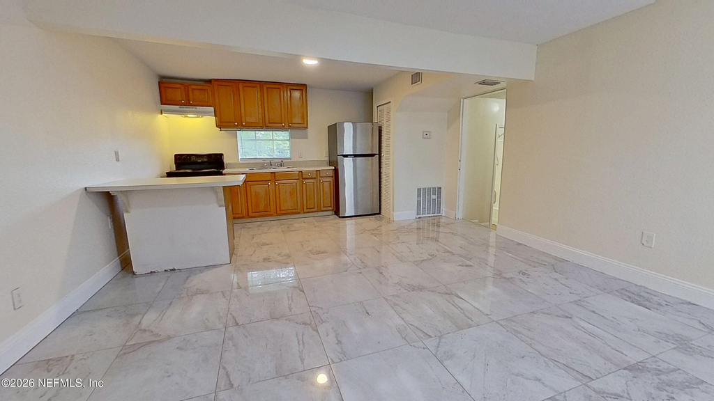 1049 Pippin Street - Photo 3
