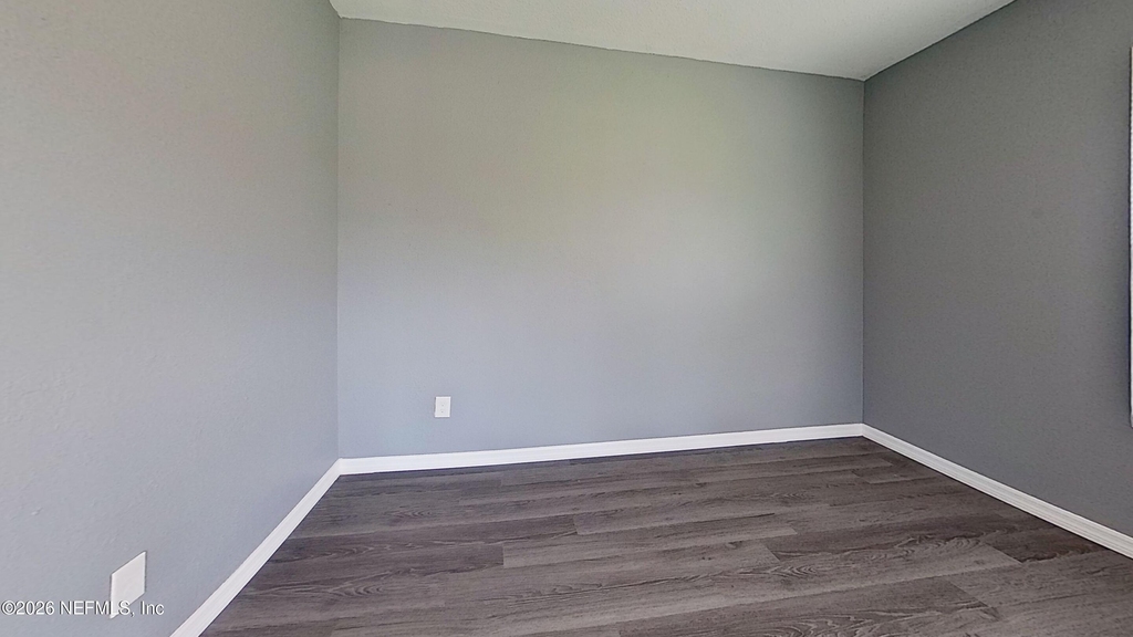 535 W 59th Street - Photo 9