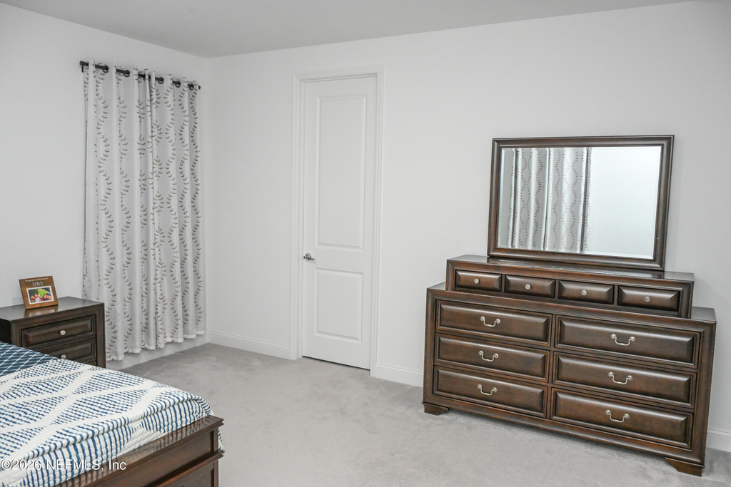 633 Superior Boulevard - Photo 12