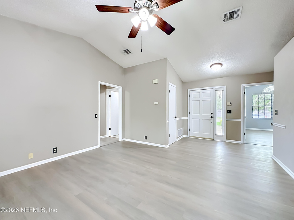 341 Hickory Hollow Drive N - Photo 5