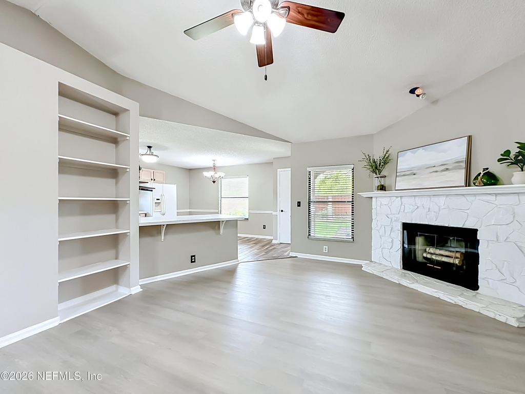 341 Hickory Hollow Drive N - Photo 2