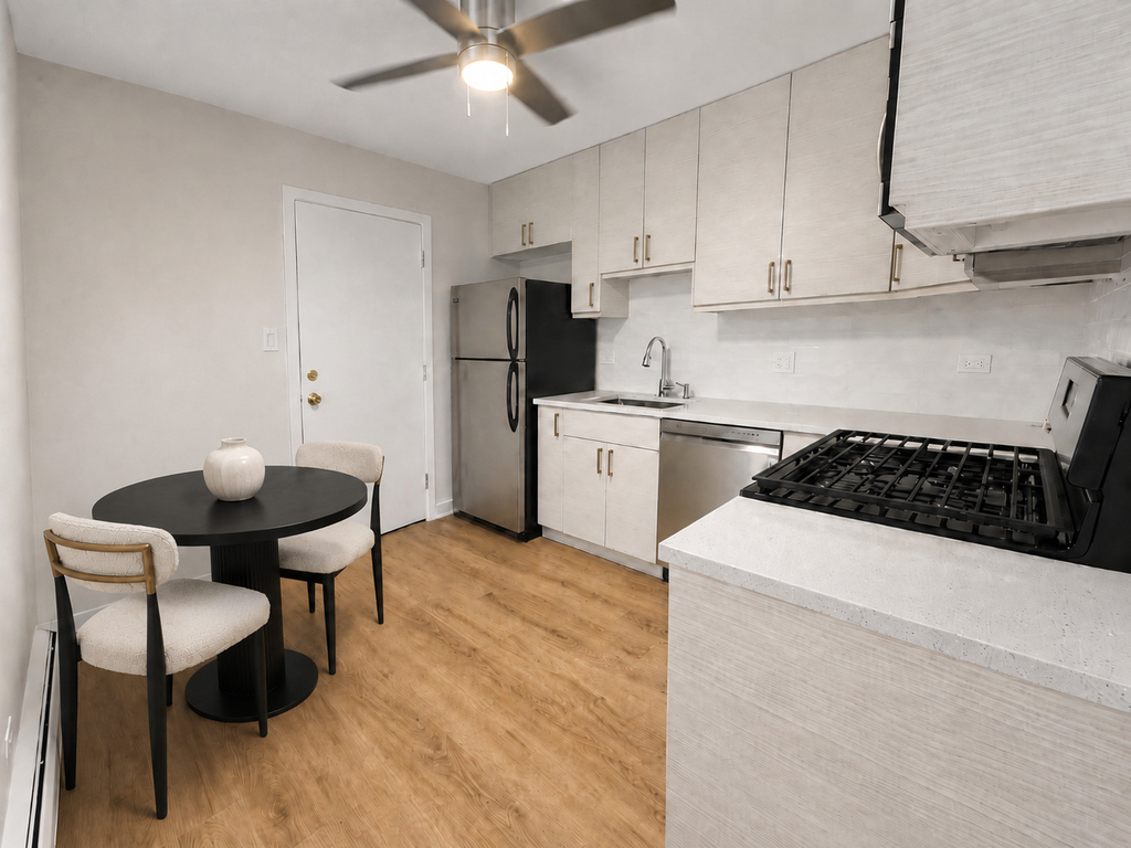 9656 Golf Terrace - Photo 1