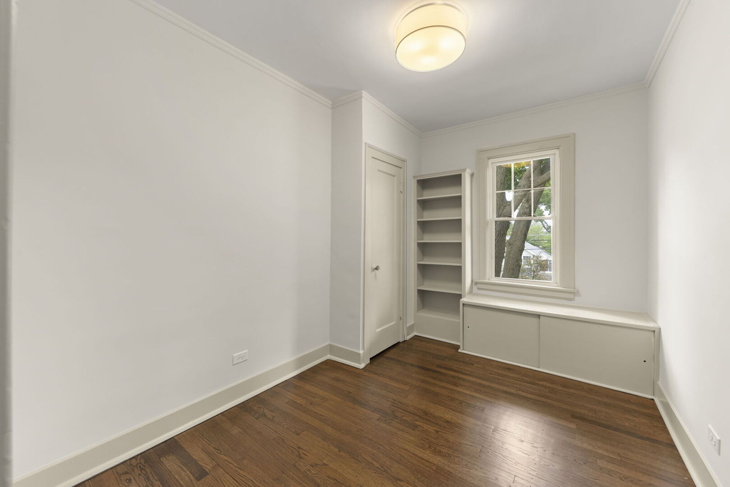 285 Hill Avenue - Photo 11