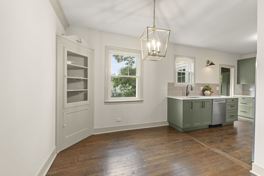 285 Hill Avenue - Photo 8