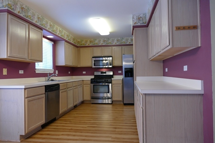 2832 Skylane Drive - Photo 3