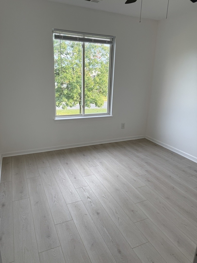 21423 Frost Court - Photo 14
