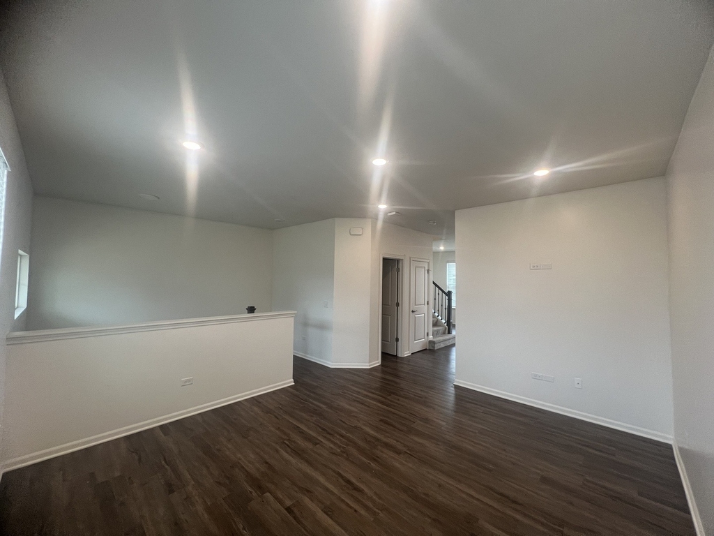 285 Lakeshore Drive - Photo 5
