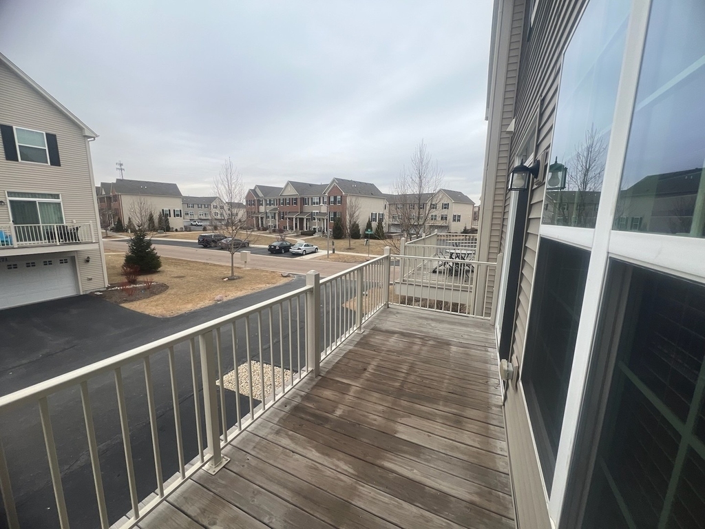 285 Lakeshore Drive - Photo 12