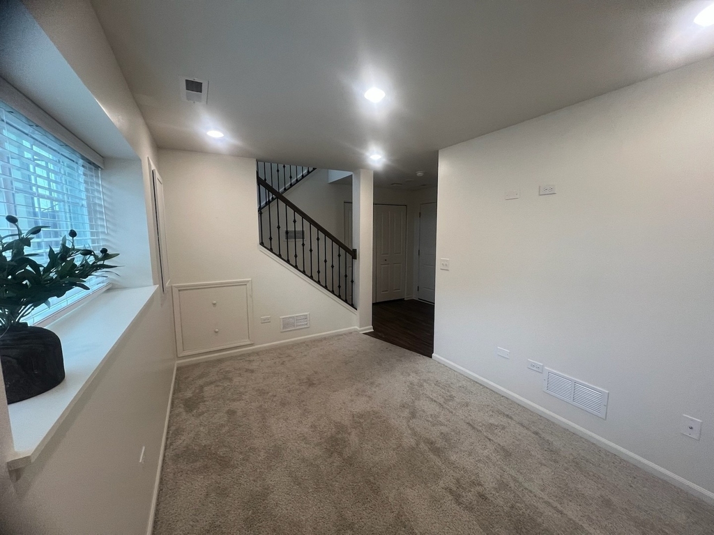 285 Lakeshore Drive - Photo 24