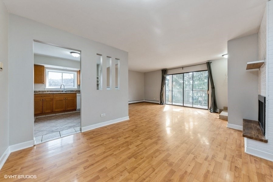 829 S Dwyer Avenue - Photo 1