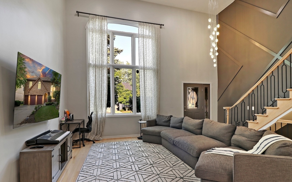 196 Rosedale Court - Photo 3