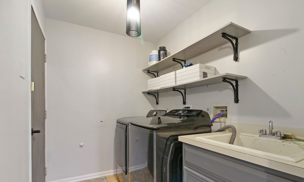 196 Rosedale Court - Photo 34