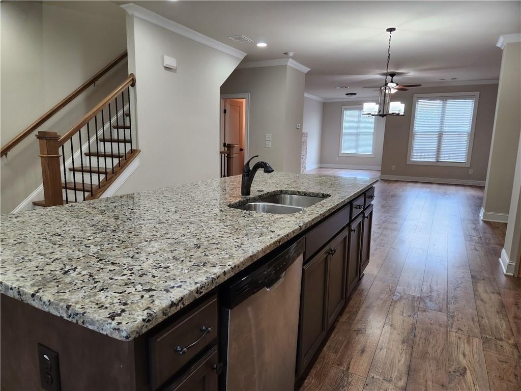 1323 Faircrest Way - Photo 4