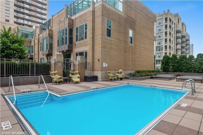 33 W Ontario Street - Photo 41