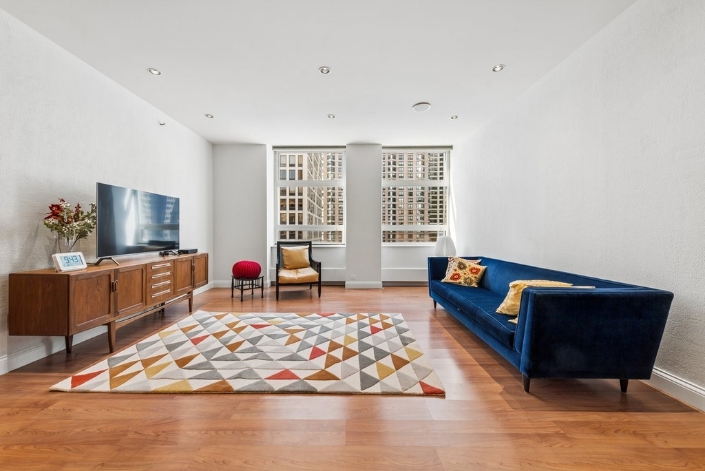 680 N Lake Shore Drive - Photo 2