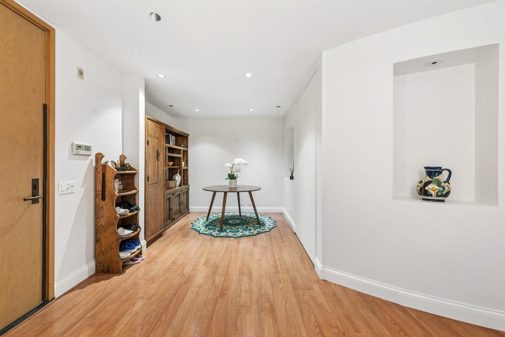 680 N Lake Shore Drive - Photo 12