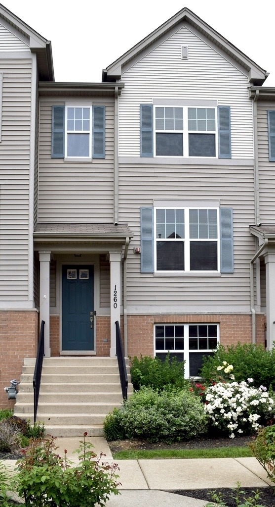 1260 Evergreen Avenue - Photo 0