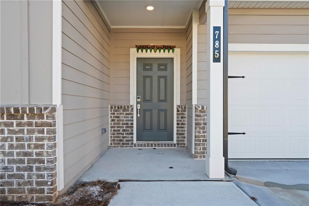 785 Summerwood Lane - Photo 2